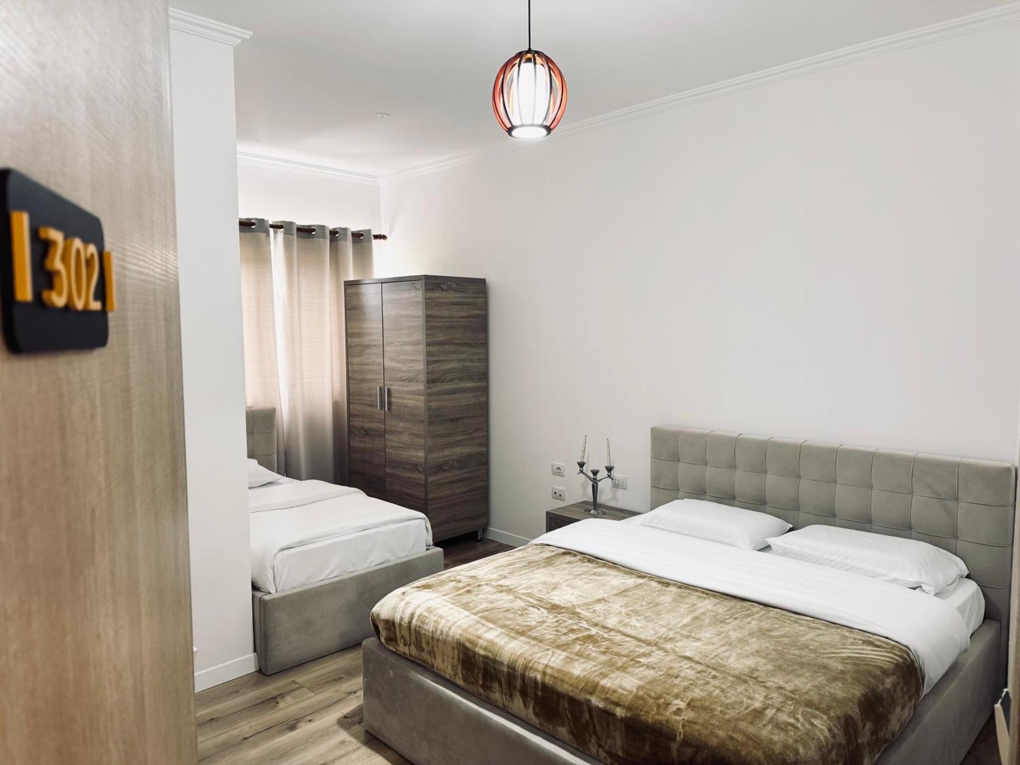 Kutal Park Inn Hotel Permet Exterior photo